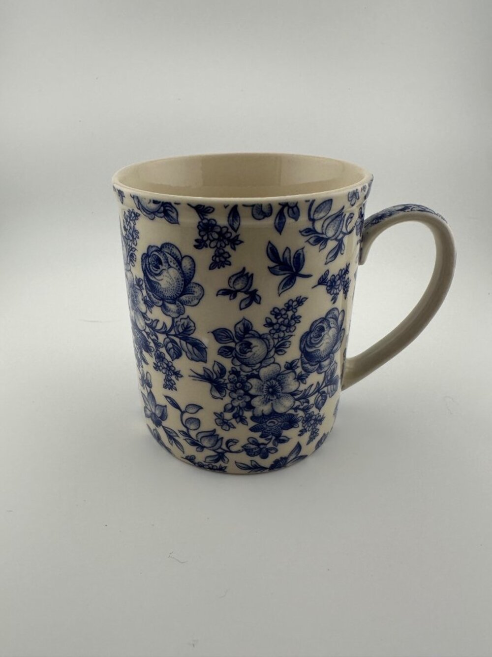 Harry and David Blue and White Cottage Floral Coffee Tea Mug Flowers Roses